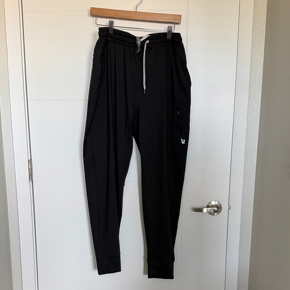 Vouri- Black Jogger Pants